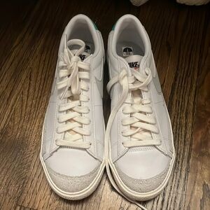 Nike Blazers Men’s 7